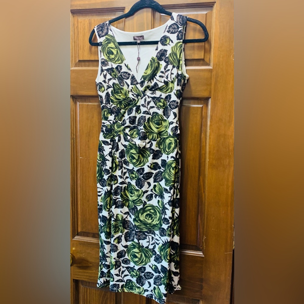 Phase eight green and white floral dress